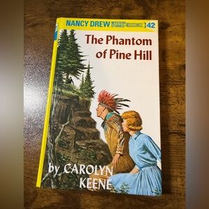 Nancy Drew Book 42, The Phantom of Pine Hill - Hardcover
